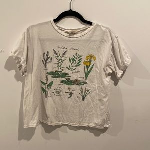 White Short-Sleeve Graphic Tee with Plants/Flowers on it